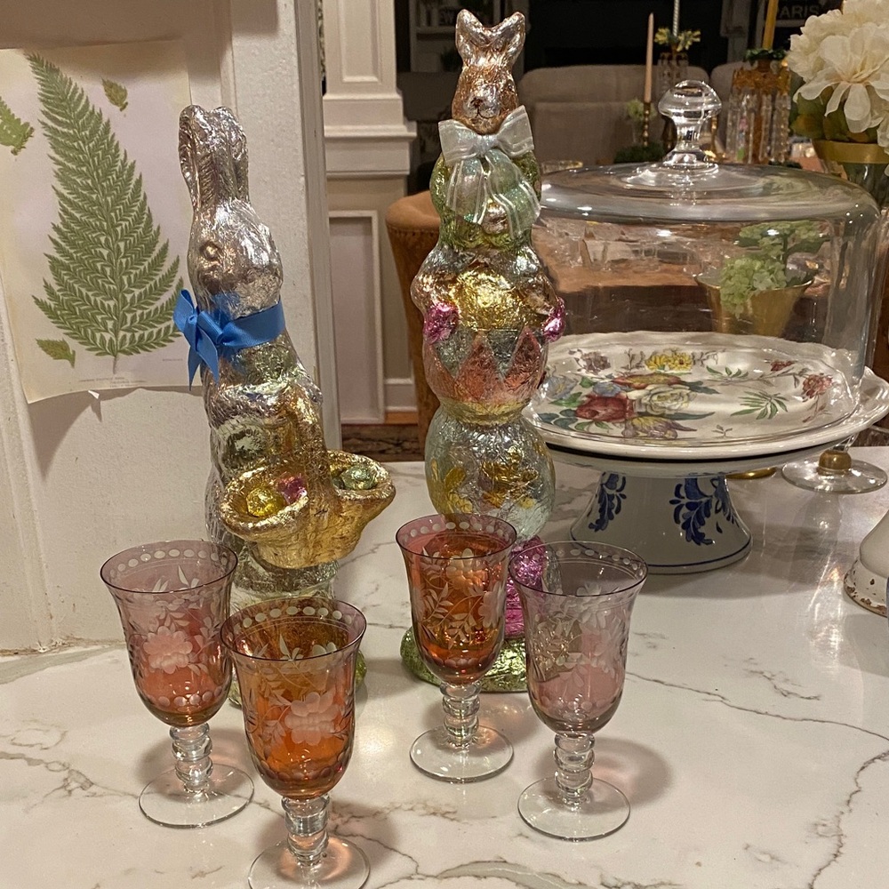 Set of Four Vintage Rose Wine 🍷Beautiful Floral Etched Glasses Set